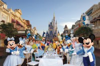 /album/fotogaleria/disney-characters-dinner-jpg/